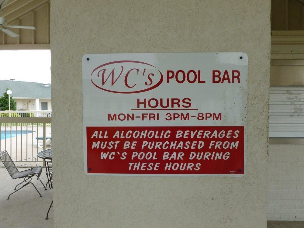 Moberly Inn & Suites エクステリア 写真